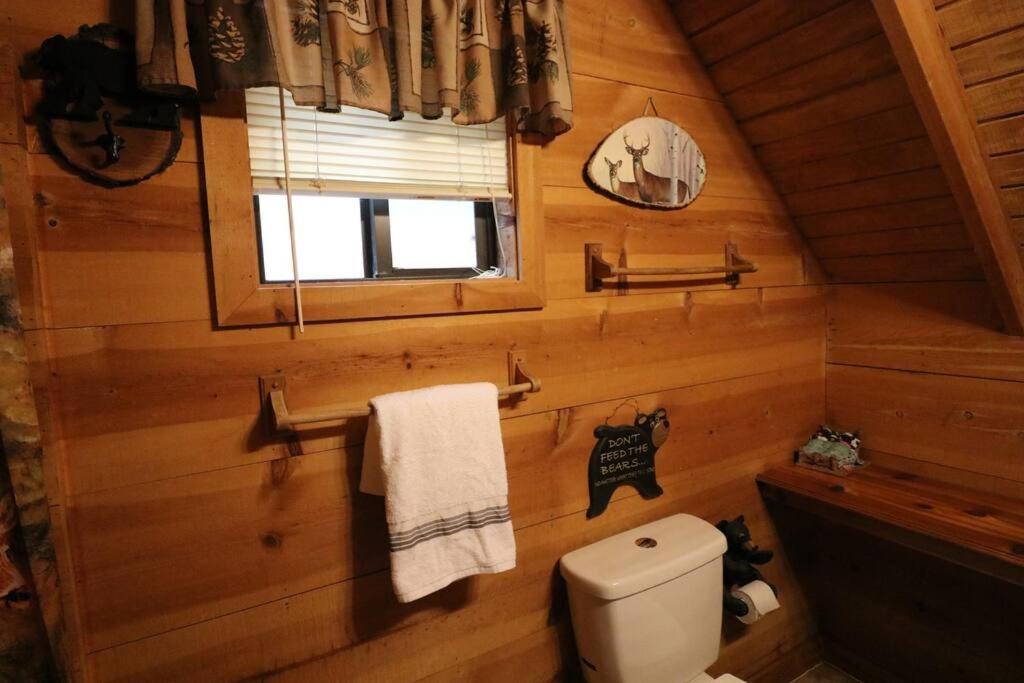 Cozy Cabin W/ Fireplace 3 Minutes To Helen! #2. Екстериор снимка