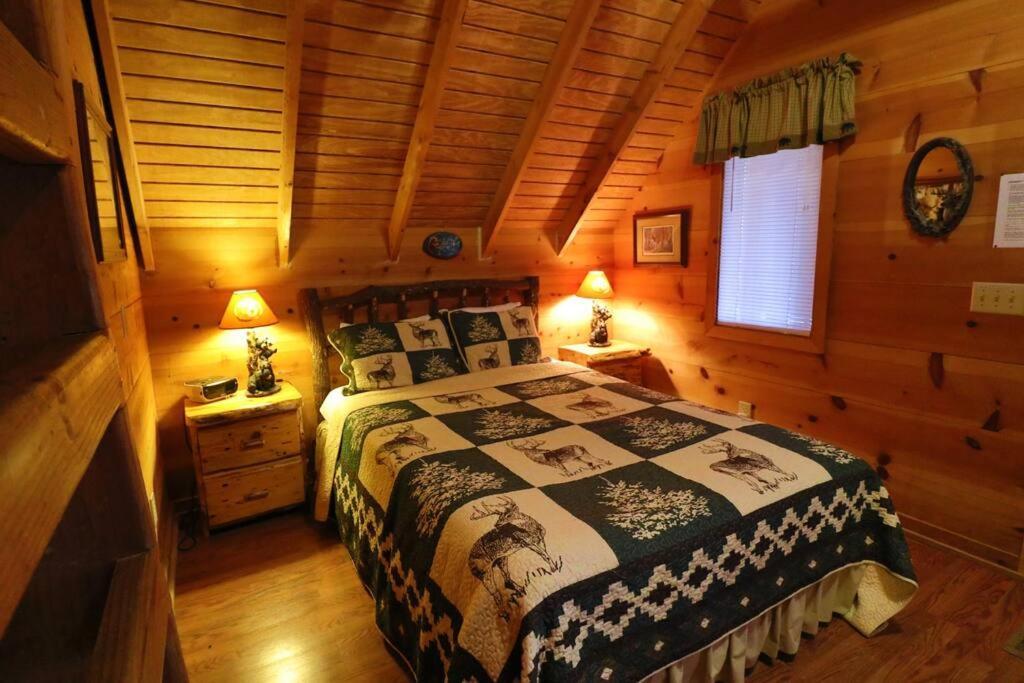 Cozy Cabin W/ Fireplace 3 Minutes To Helen! #2. Екстериор снимка