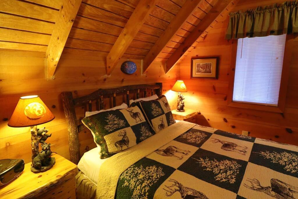 Cozy Cabin W/ Fireplace 3 Minutes To Helen! #2. Екстериор снимка